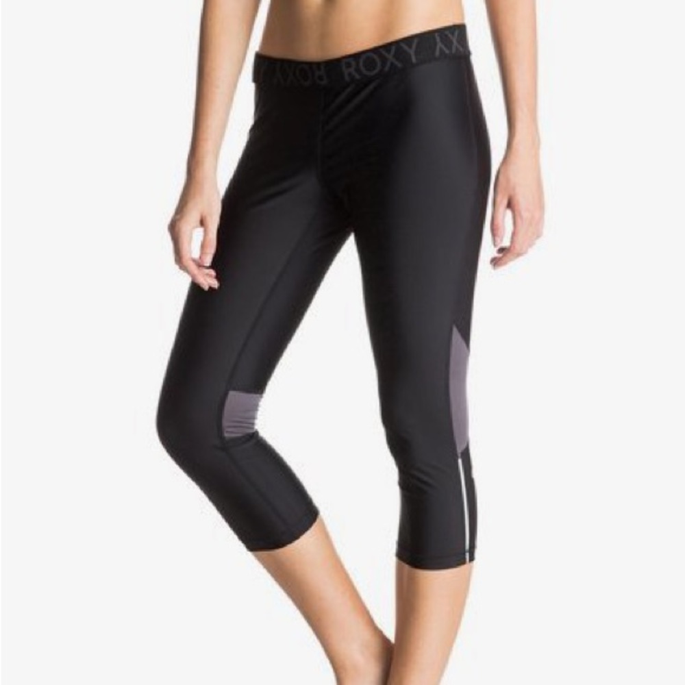 ROXY Relay Capri leggings with mesh paneling